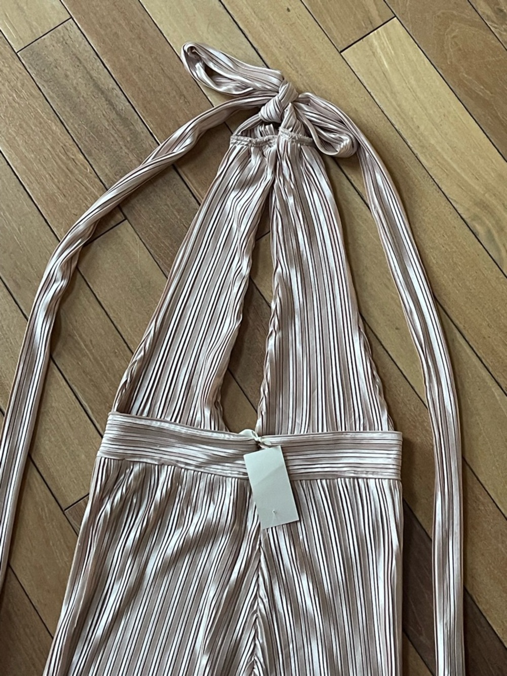 Miss Circle New York Pleated Halter Glam Jumpsuit NWT XS Blush Pink Satin - Picture 15 of 16